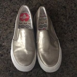 Roxy gold sneakers size 6